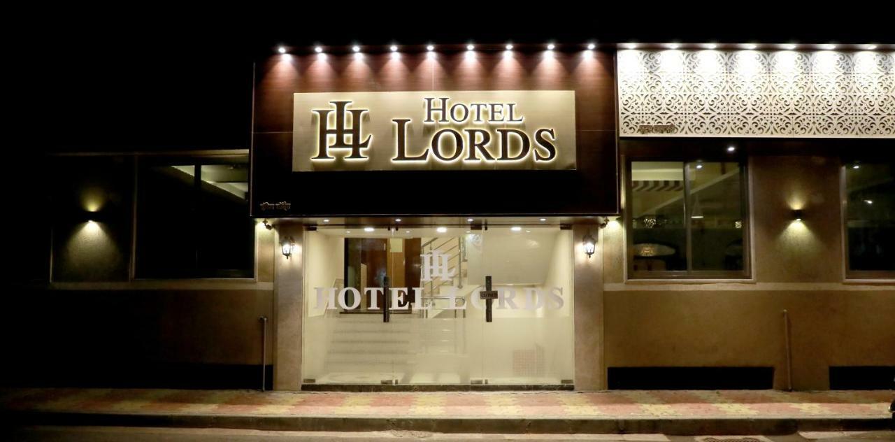 Hotel Lords, Fort Mumbai Bagian luar foto
